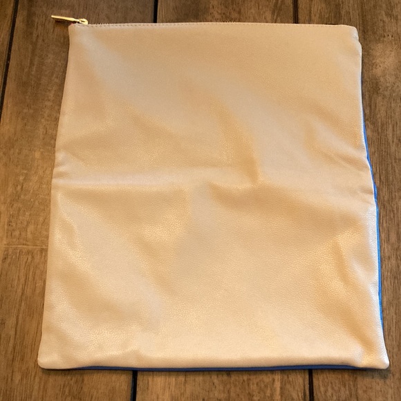 Lulu Dharma fold over clutch ~ color block blue and grayish tan - Picture 7 of 12